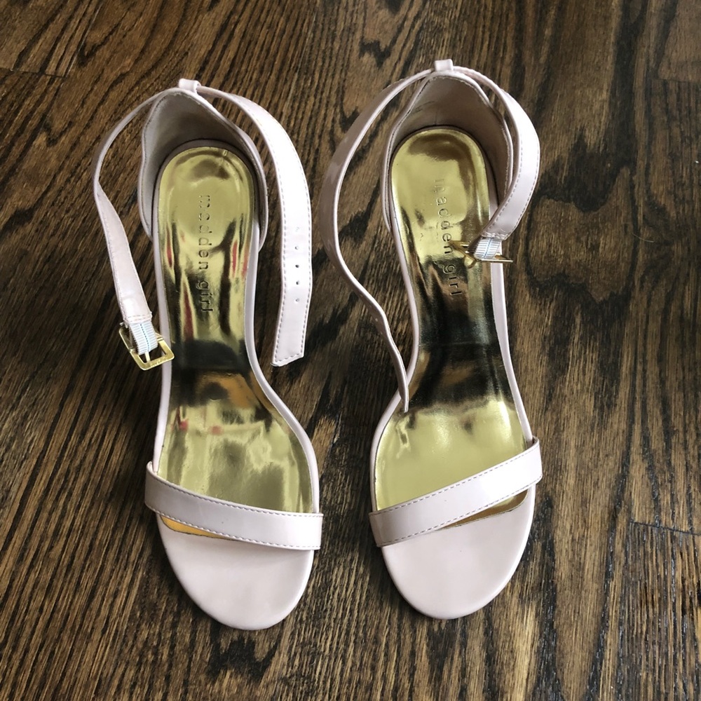 Steve Madden sandal